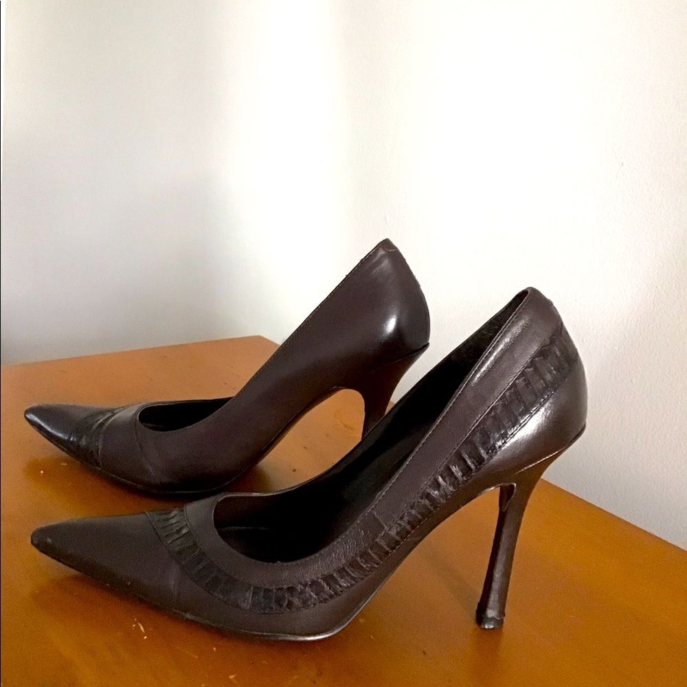 STEVE MADDEN Brown Leather Pump